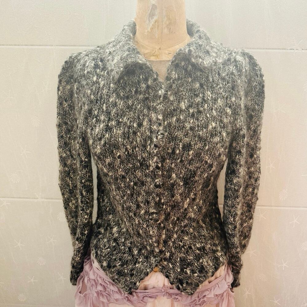 Vintage hand knit Gray Black wool Blend Chunky Knit Sweater Cardigan Sz S